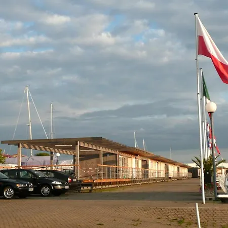 بيت للعطل Floating - 